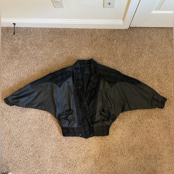 Womens Vintage Giovanni Black Leather Jacket size Small - Picture 3 of 14